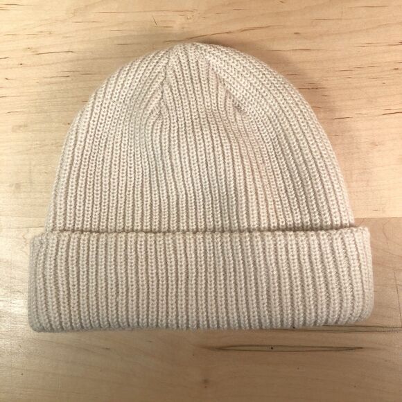 NWT Travis Mathew Cloud Beanie Moonbeam One Size - Picture 4 of 5